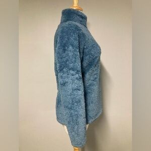 Patagonia Women's Teal Blue Teddy Fleece Jacket